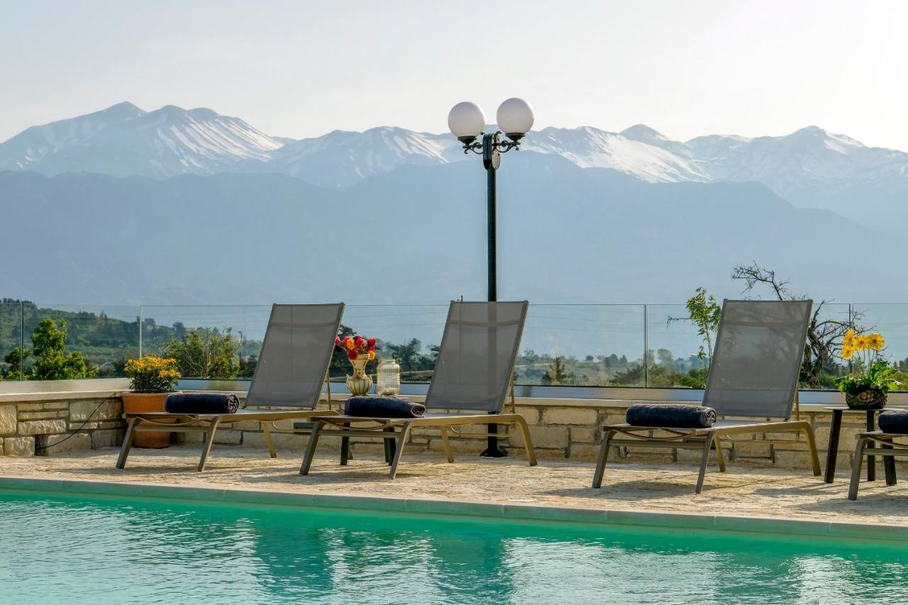 Villa Maria's Panoramic Seaview