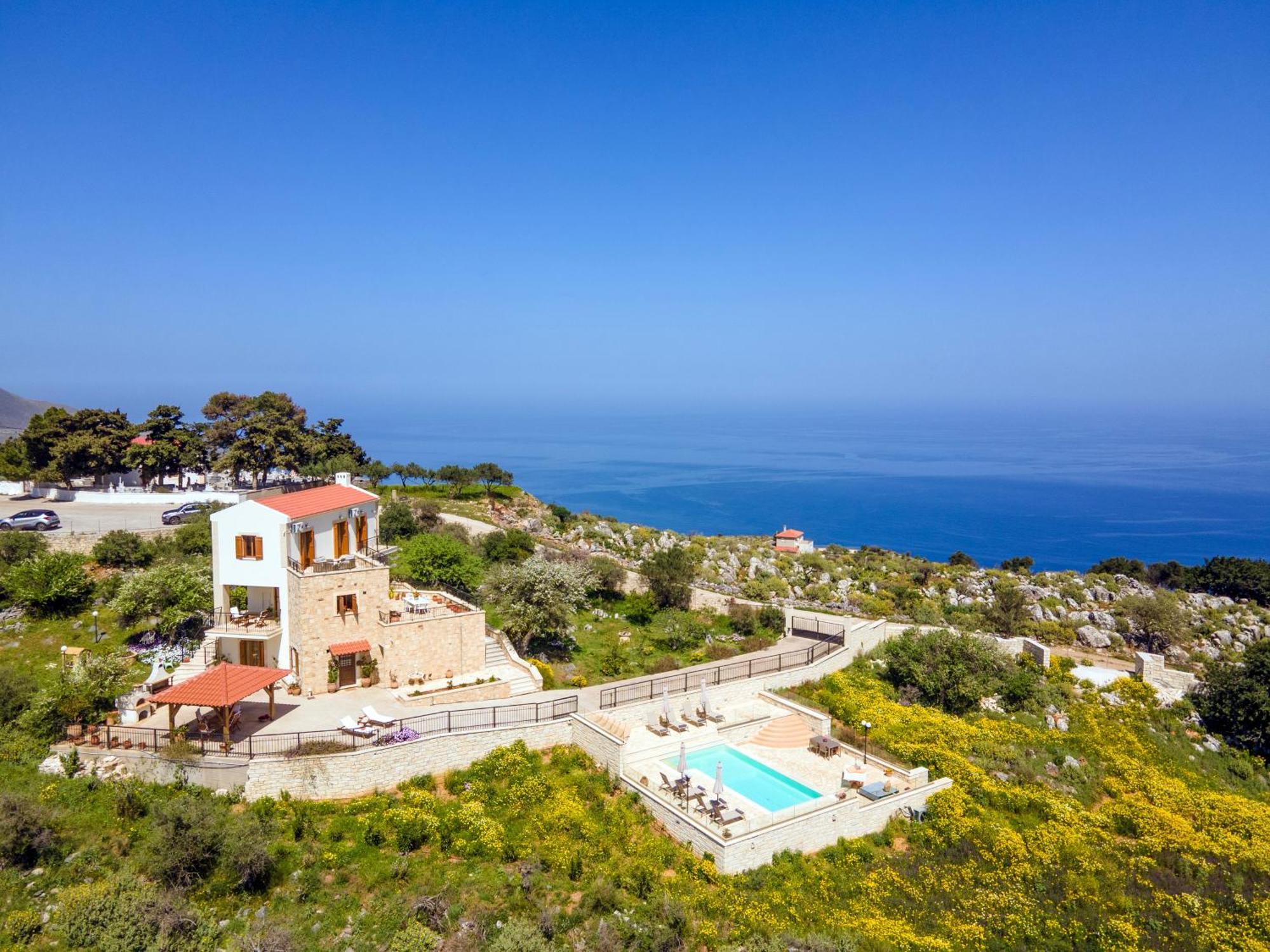 Villa Maria's Panoramic Seaview *