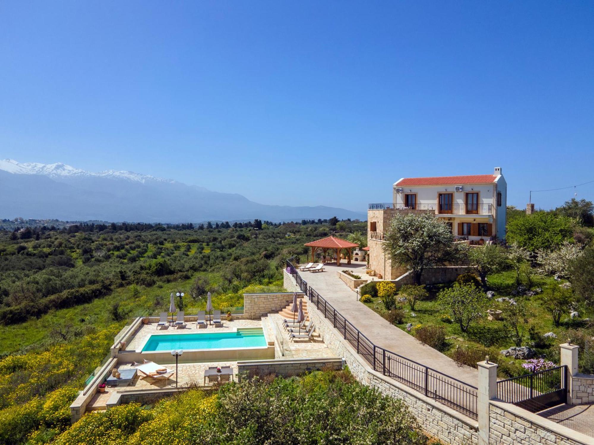 Maria's Panoramic Seaview Villa Likotinaréa