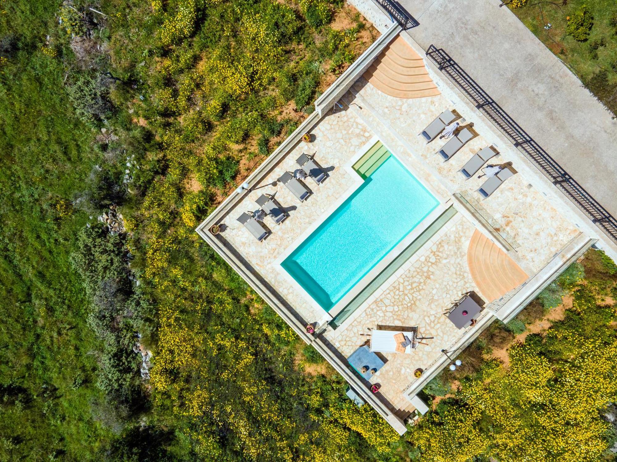 Villa Maria's Panoramic Seaview *